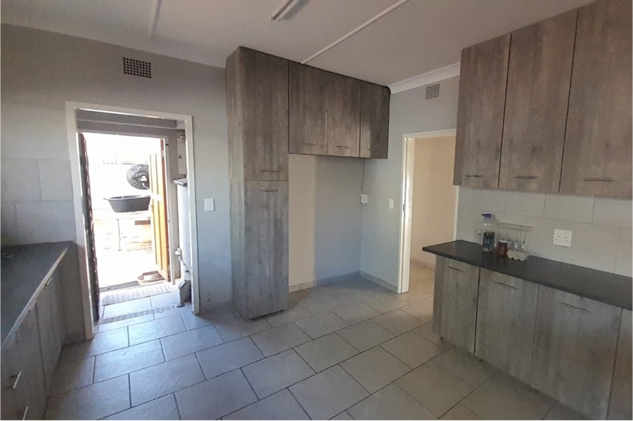 3 Bedroom Property for Sale in Flamwood North West